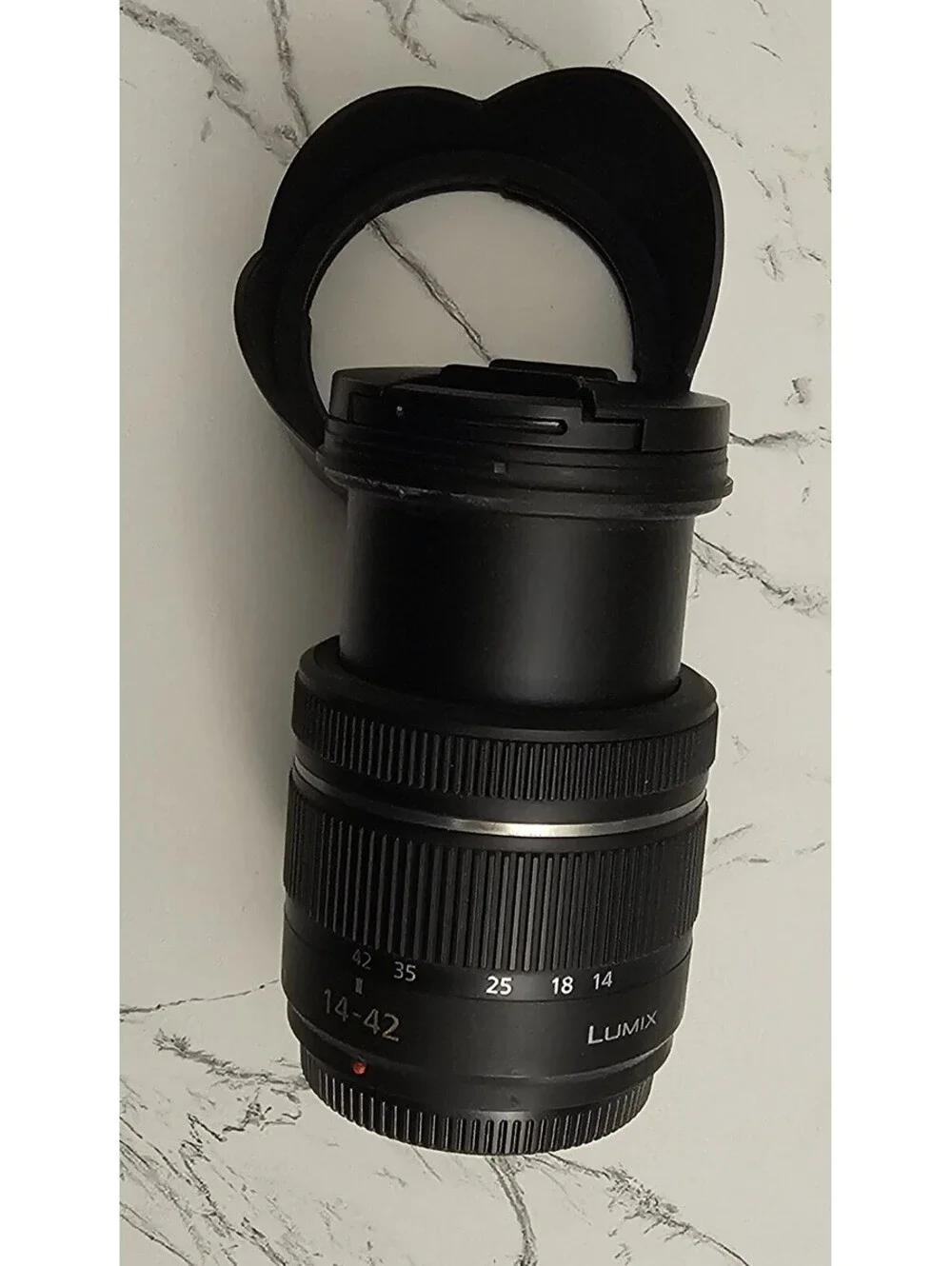 Panasonic Lumix G Vario 14-42mm f/3.5-5.6 Mega OIS Micro Four Thirds lens
